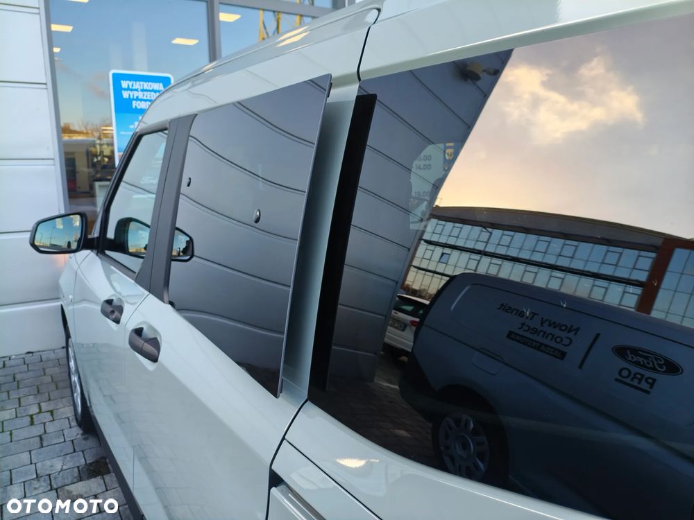 Ford Tourneo Courier 1.0 EcoBoost Trend - 38