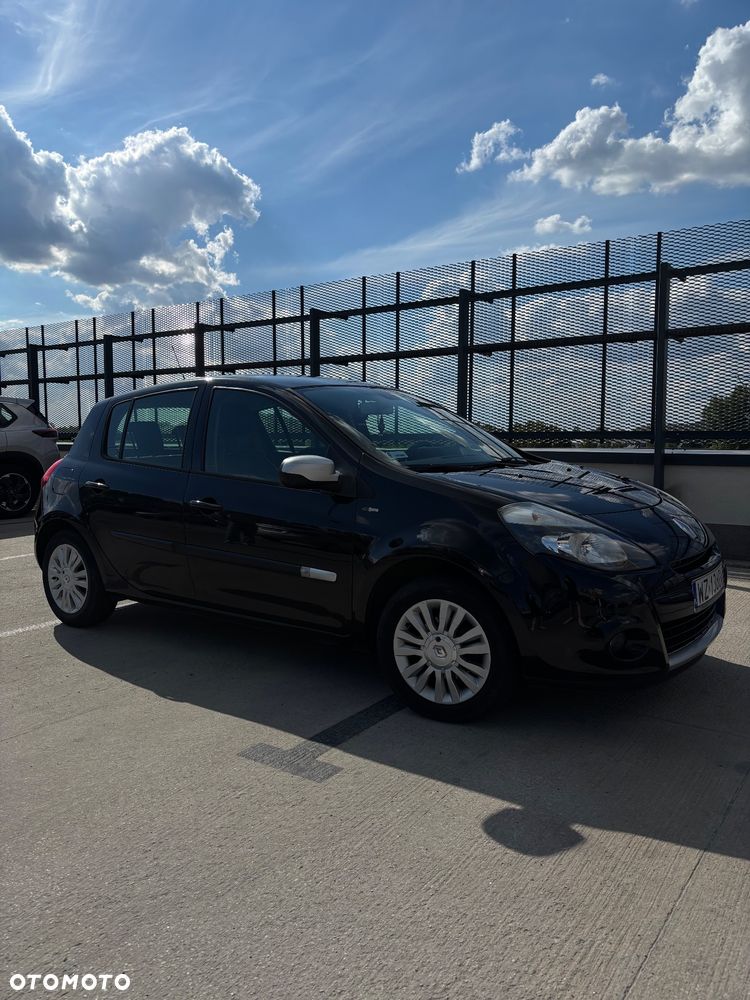 Renault Clio - 1
