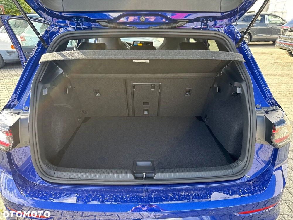Volkswagen Golf 1.5 eTSI mHEV R-Line Plus DSG - 18