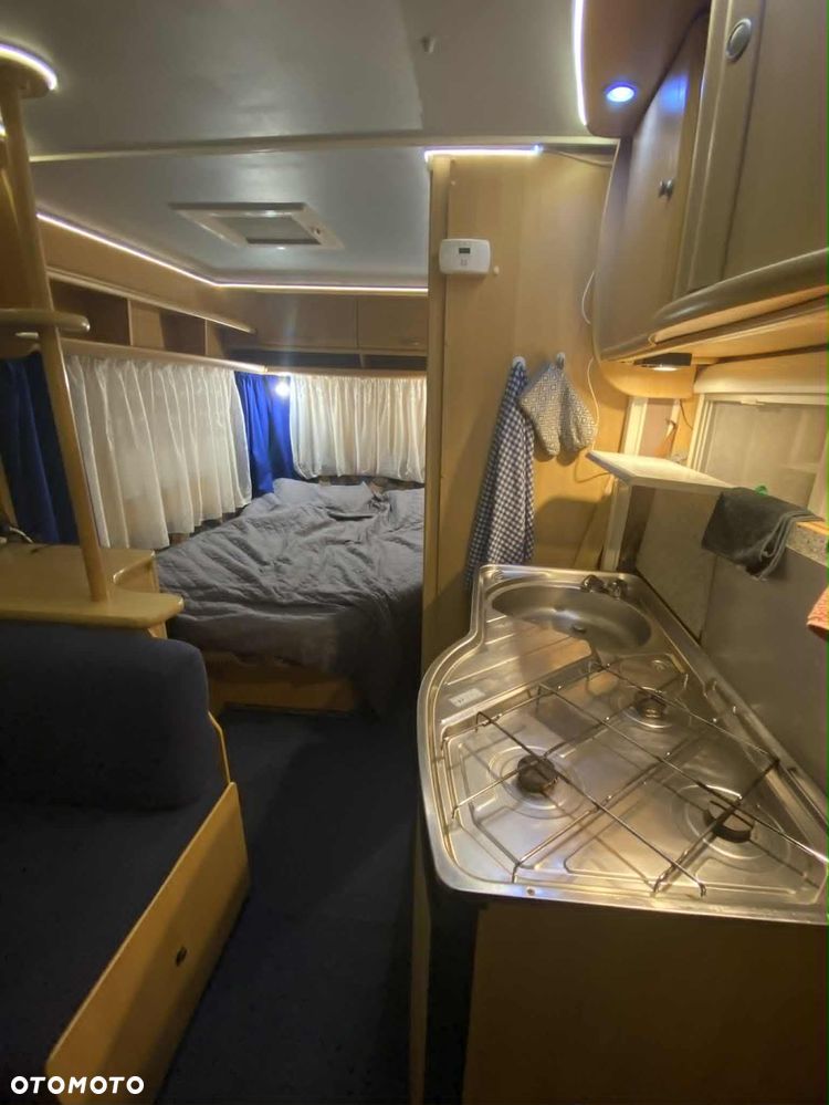 Dethleffs Camper - 16