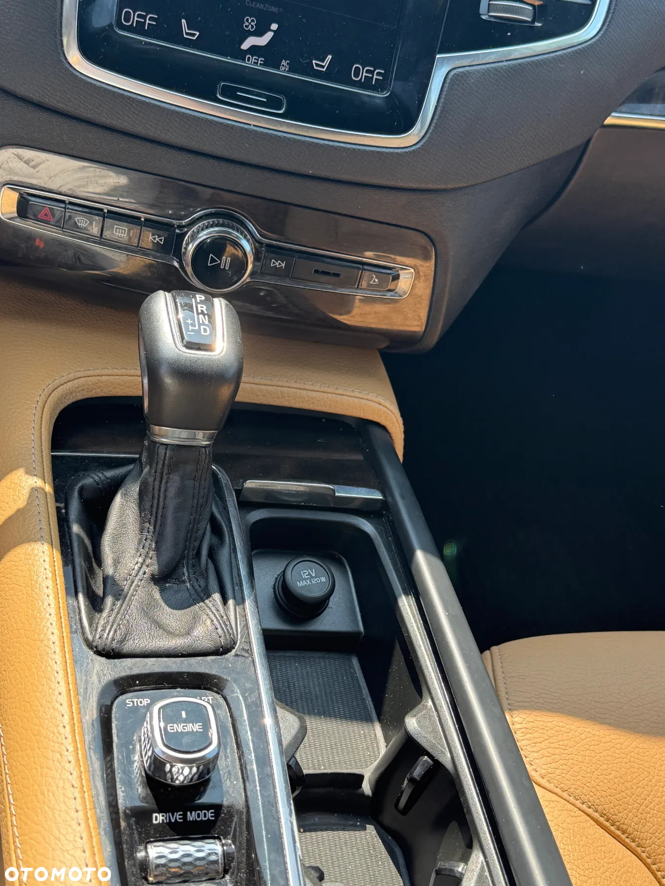 Volvo XC 90 T6 AWD Momentum 7os - 13