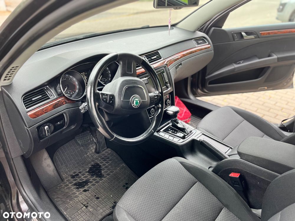 Skoda Superb 2.0 TDI Platinum DSG - 10