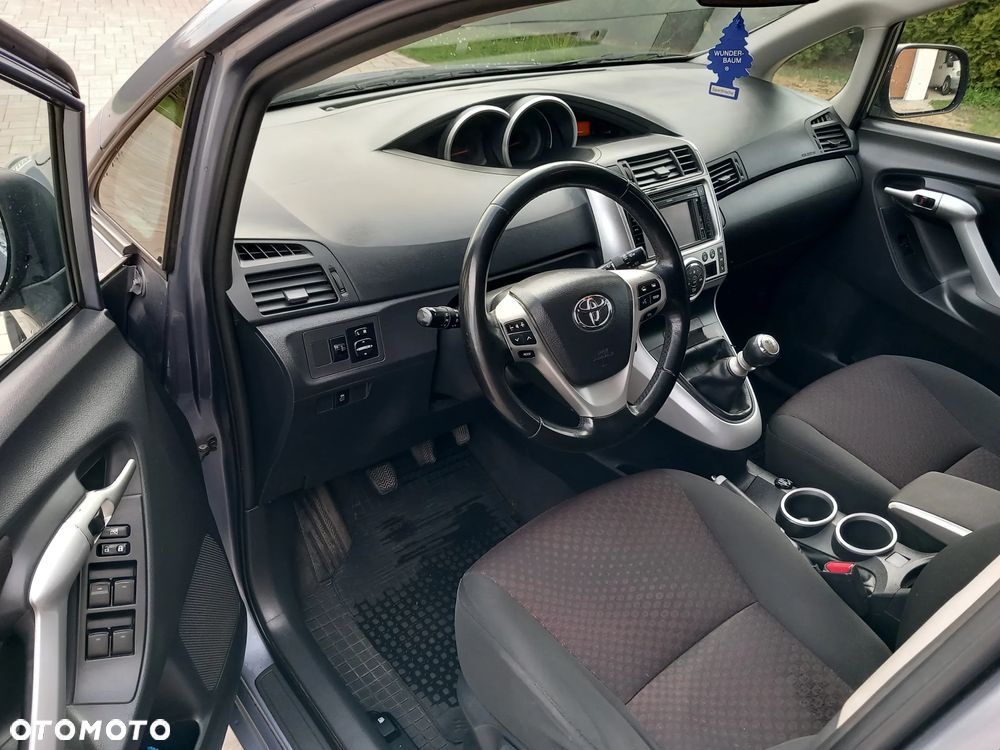 Toyota Verso 2.0 D-4D - 9