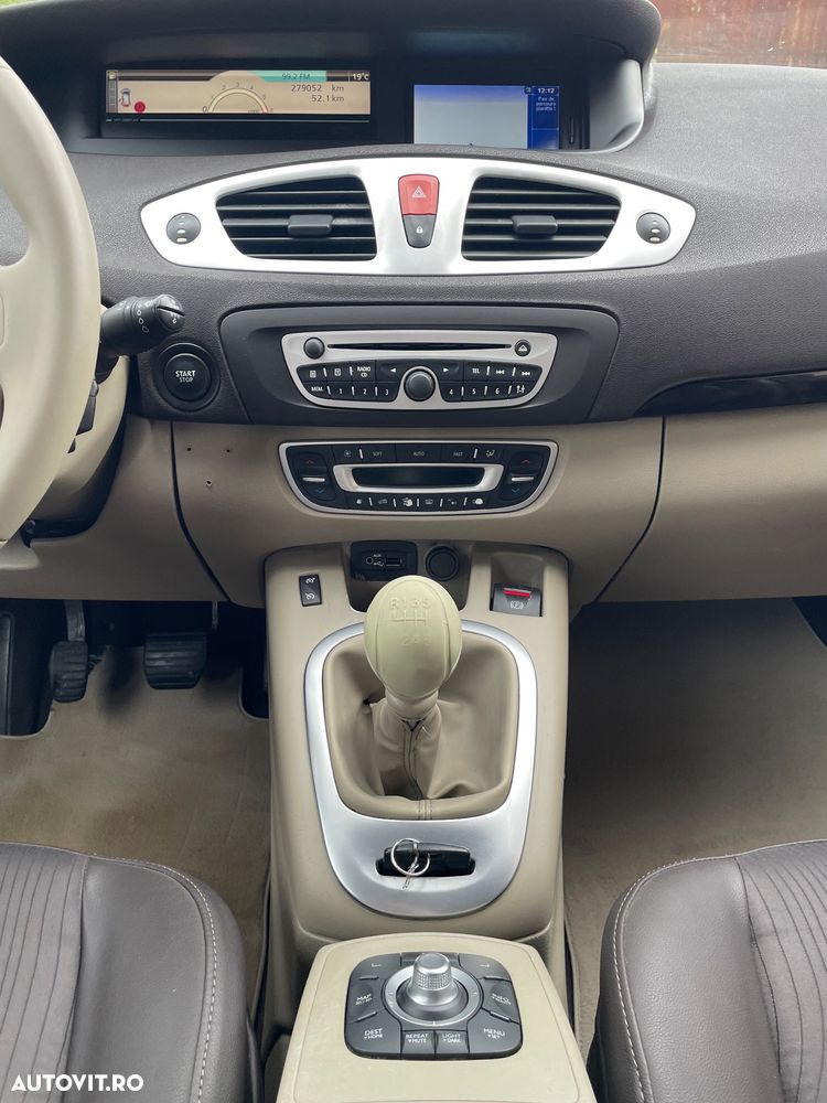 Renault Scenic 1.9 dCi FAP Privilege - 8