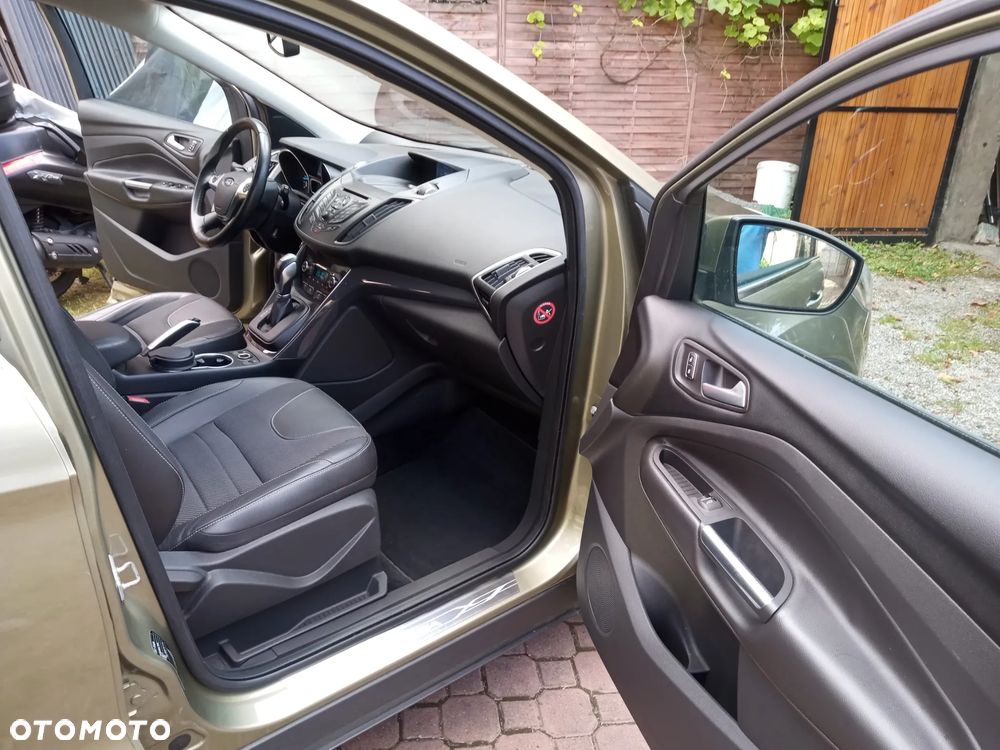 Ford Kuga 2.0 TDCi 4x4 Titanium - 7