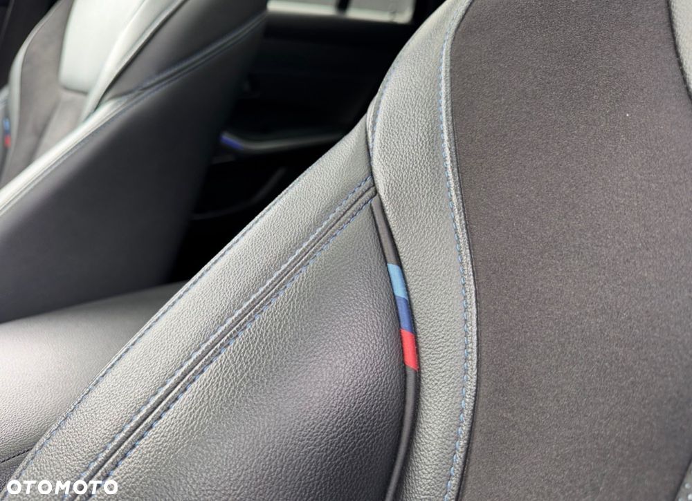 BMW Seria 3 320d Touring M Sport - 35