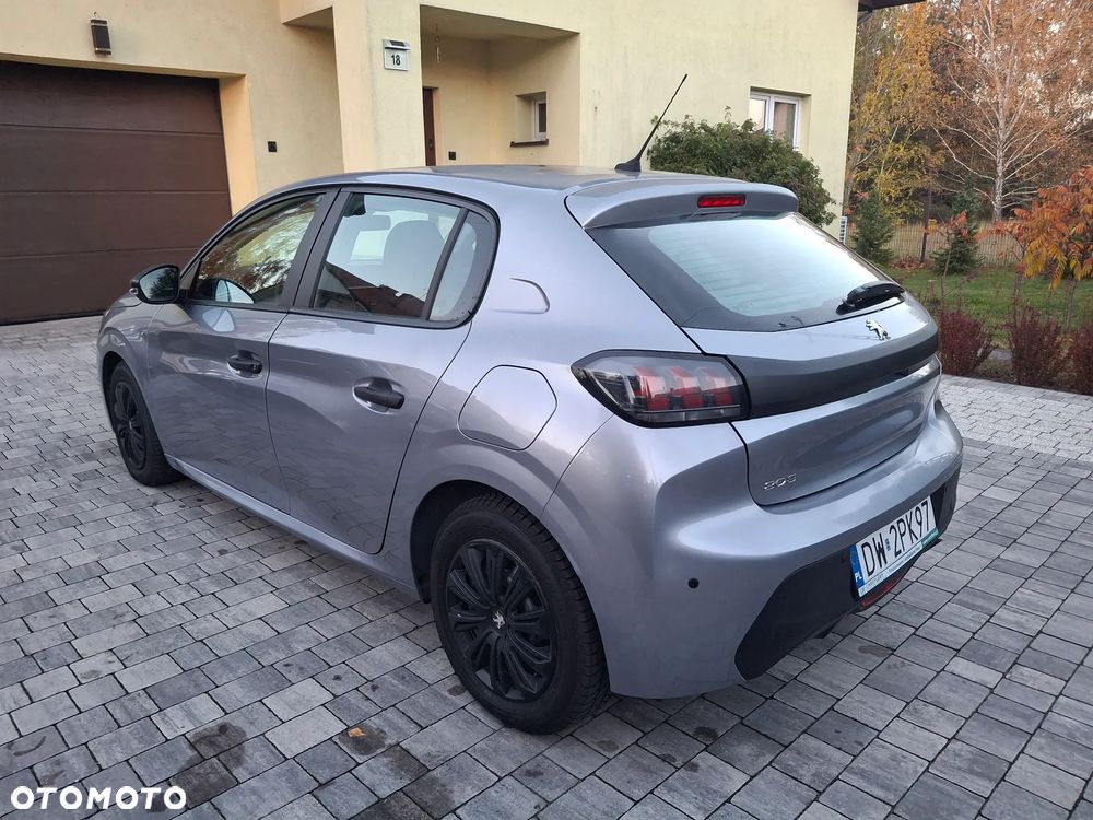 Peugeot 208 - 7