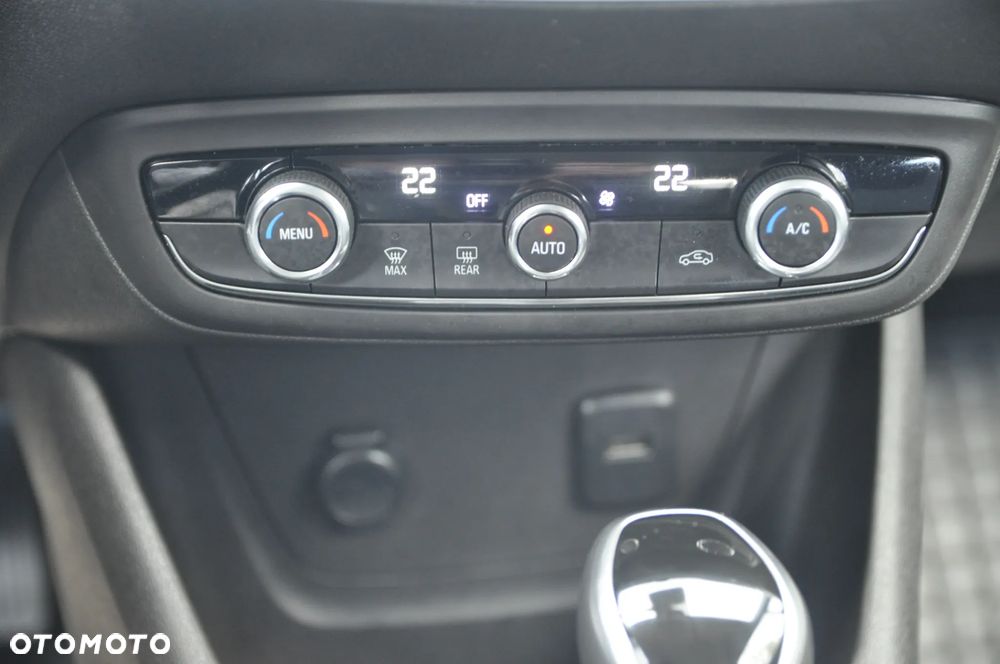 Opel Crossland X 1.2 T 120 Lat S&S - 14