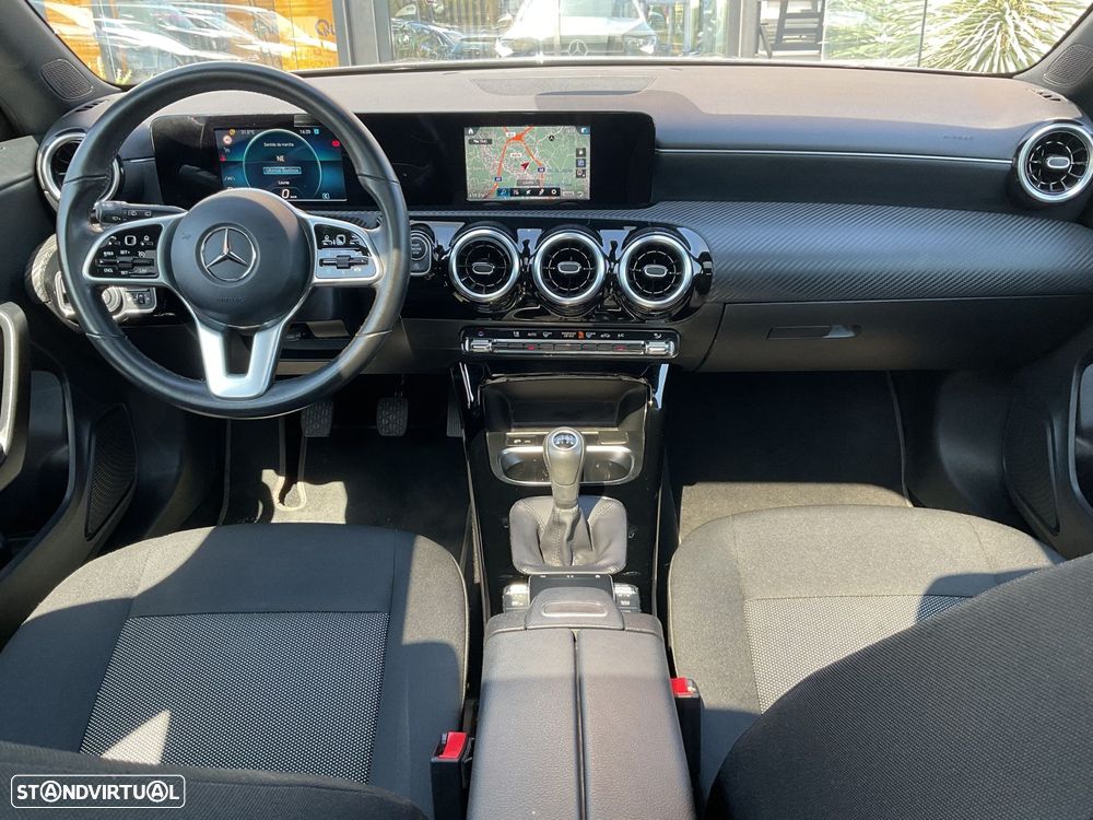 Mercedes-Benz CLA 180 d Shooting Brake Progressive Aut. - 24