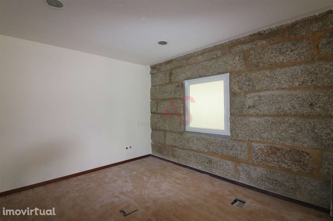 Loja para Arrendamento no Centro de Vizela – 50 m² | 850€/mês - Grande imagem: 4/10