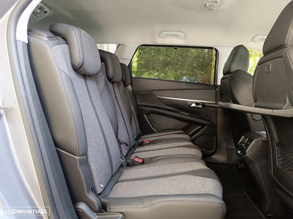 Peugeot 5008 PureTech 130 EAT8 Stop & Start Allure - 28