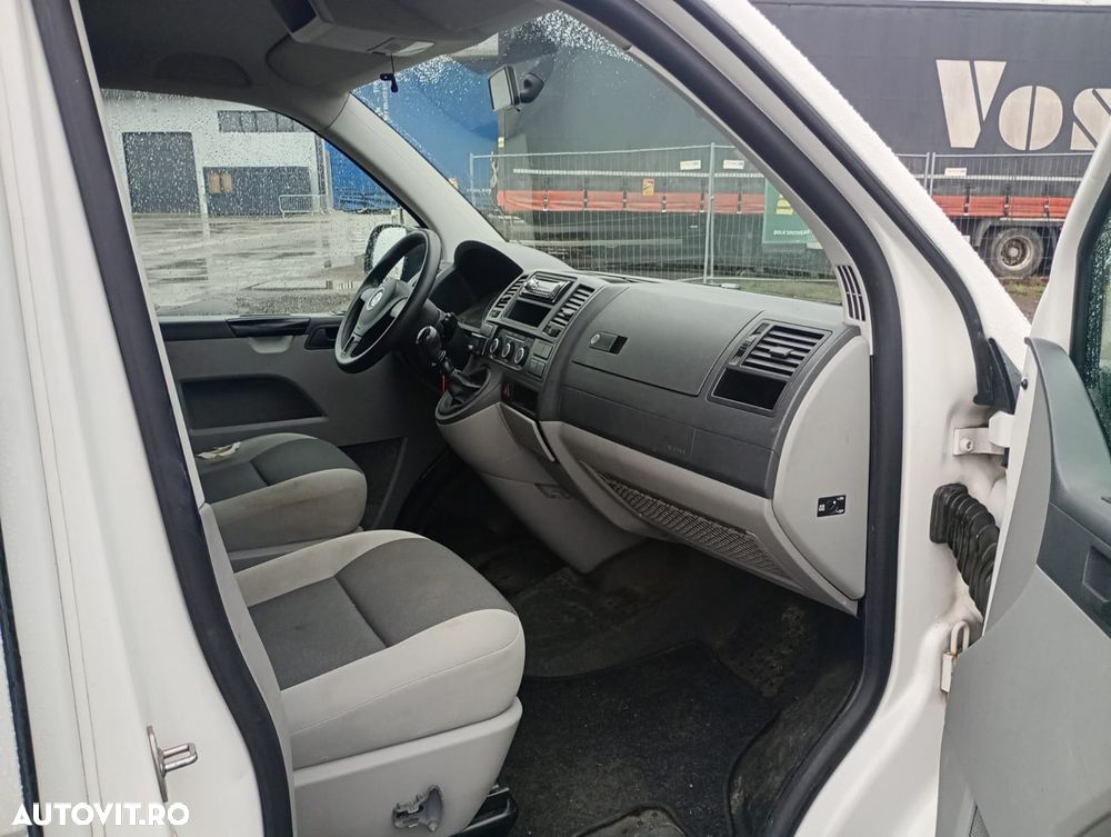 Volkswagen Transporter T5 Facelift T6 - 5