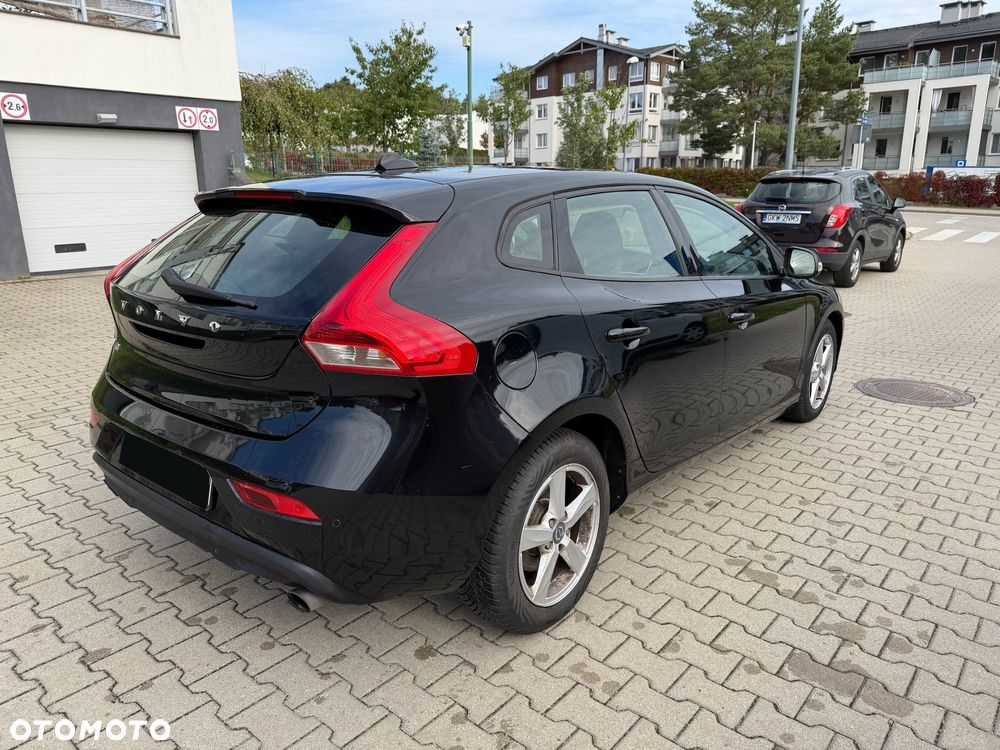 Volvo V40 T2 - 6