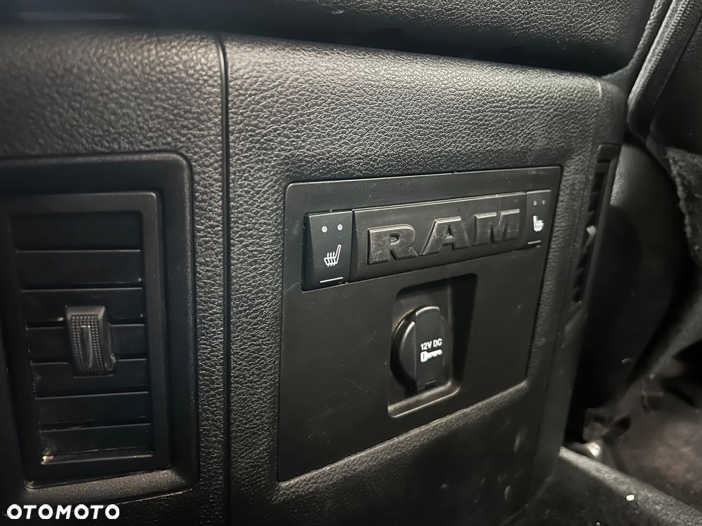Dodge RAM - 25
