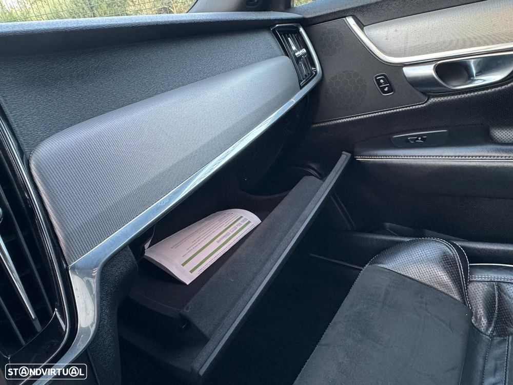 Volvo S90 2.0 D4 R-Design Geartronic - 32
