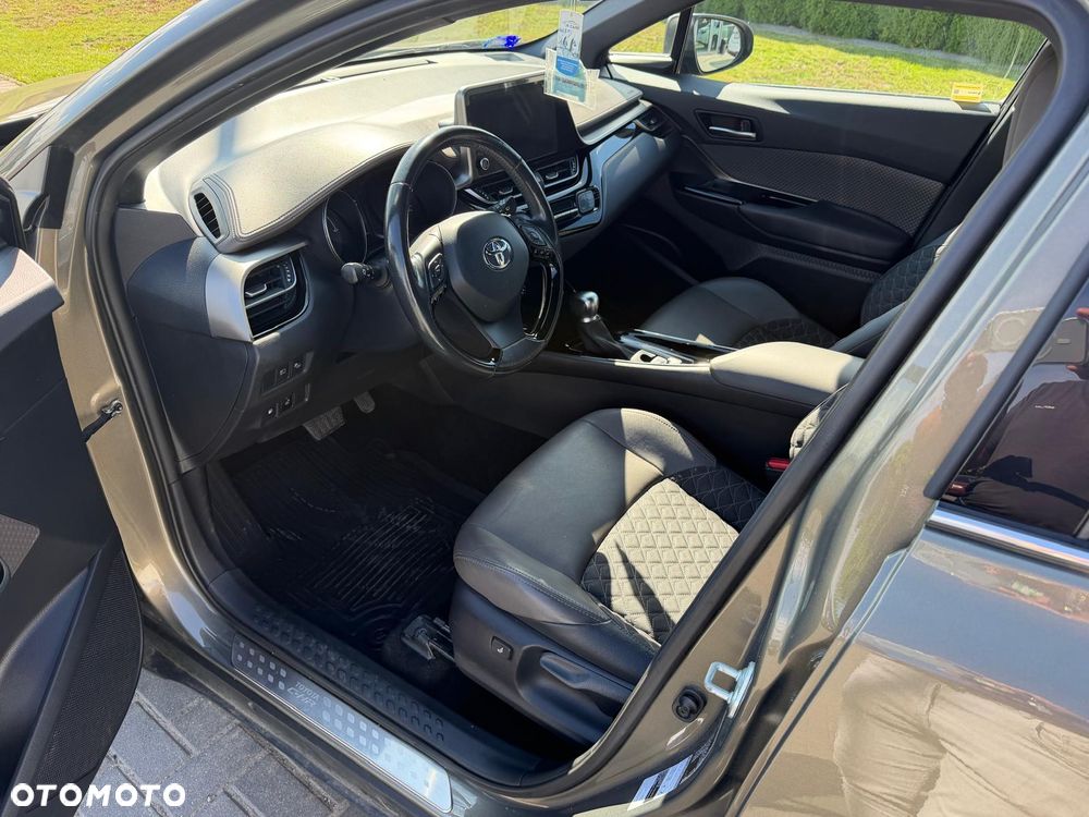 Toyota C-HR 1.8 Hybrid Executive - 17