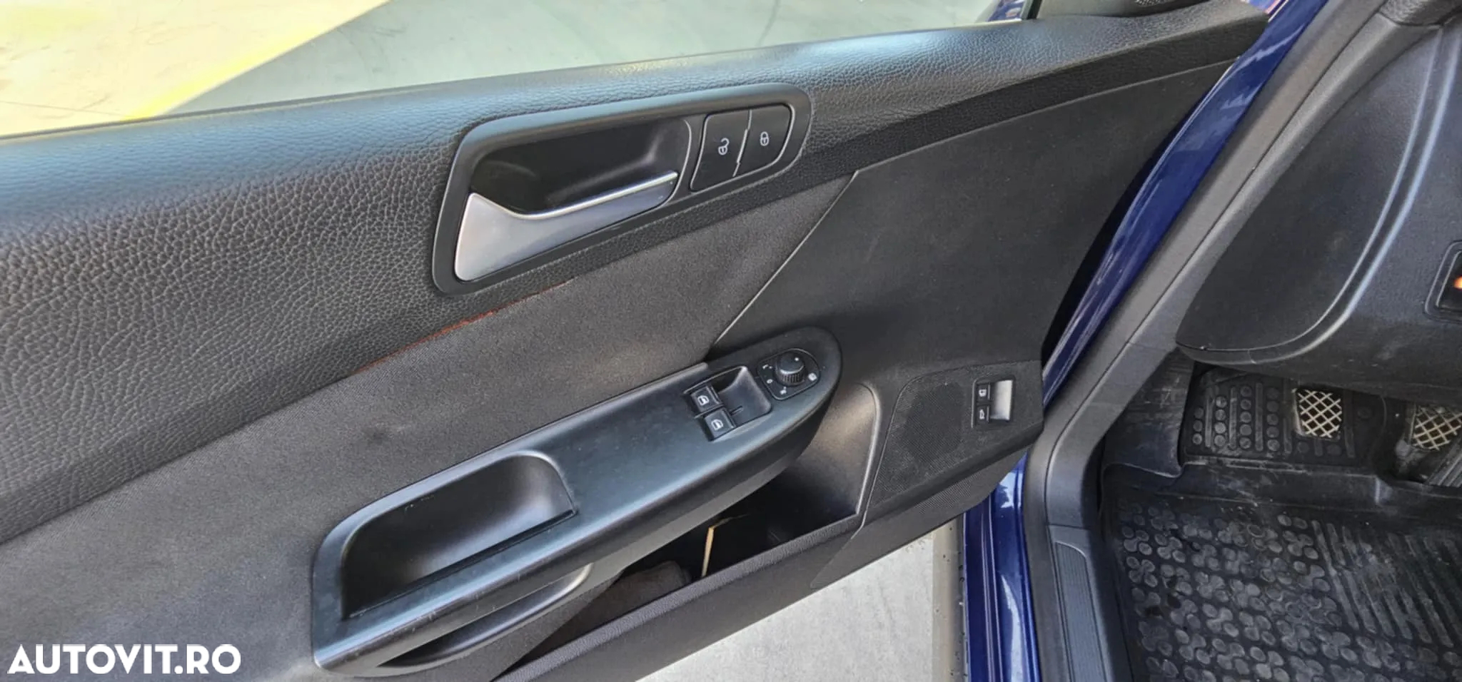 Volkswagen Passat 2.0TDI Comfortline DPF Bluemotion Technology - 14