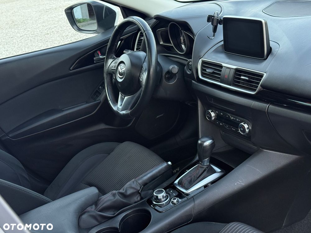 Mazda 3 - 17
