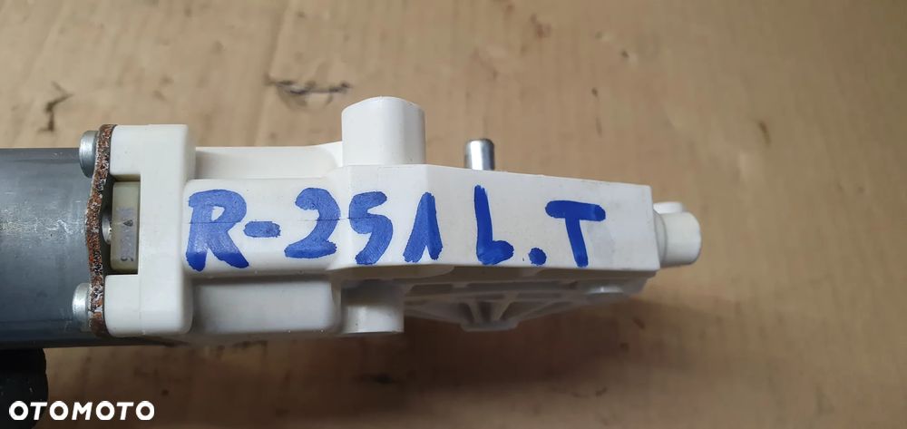 Silniczek szyby lewy tył tylny Mercedes R-Klasa W251 R251 A2518200108 - 7