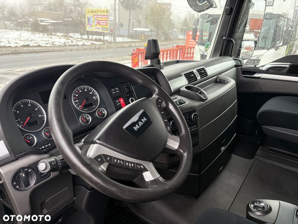 MAN TGX - 16