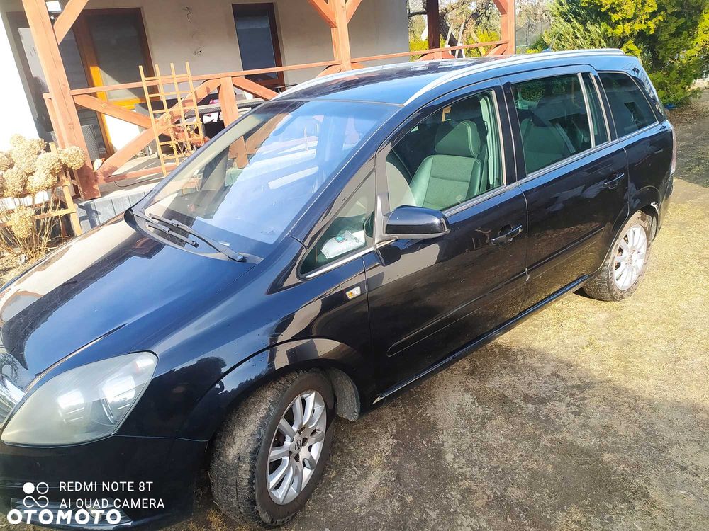 Opel Zafira - 2