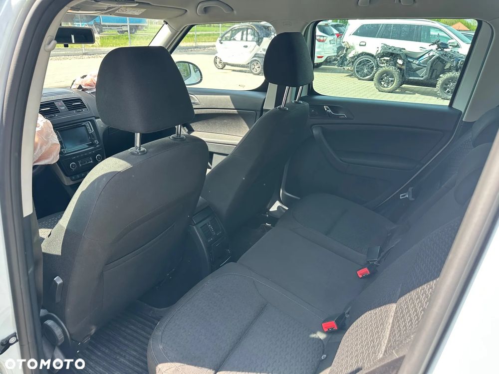 Skoda Yeti Tour 2.0 TDI SCR 4x4 - 10