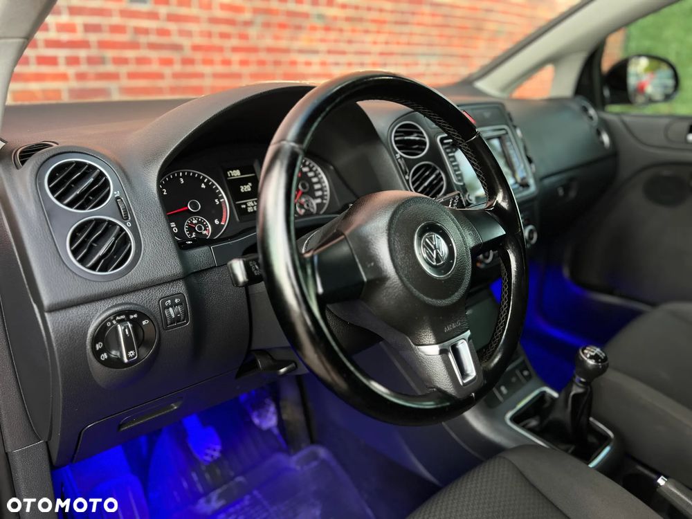 Volkswagen Golf Plus - 18