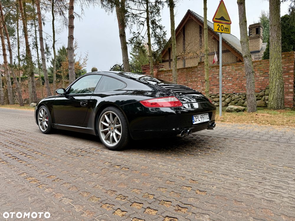 Porsche 911 Carrera S - 5