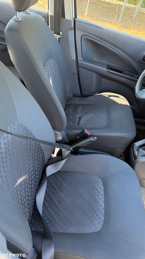 Suzuki Celerio - 19