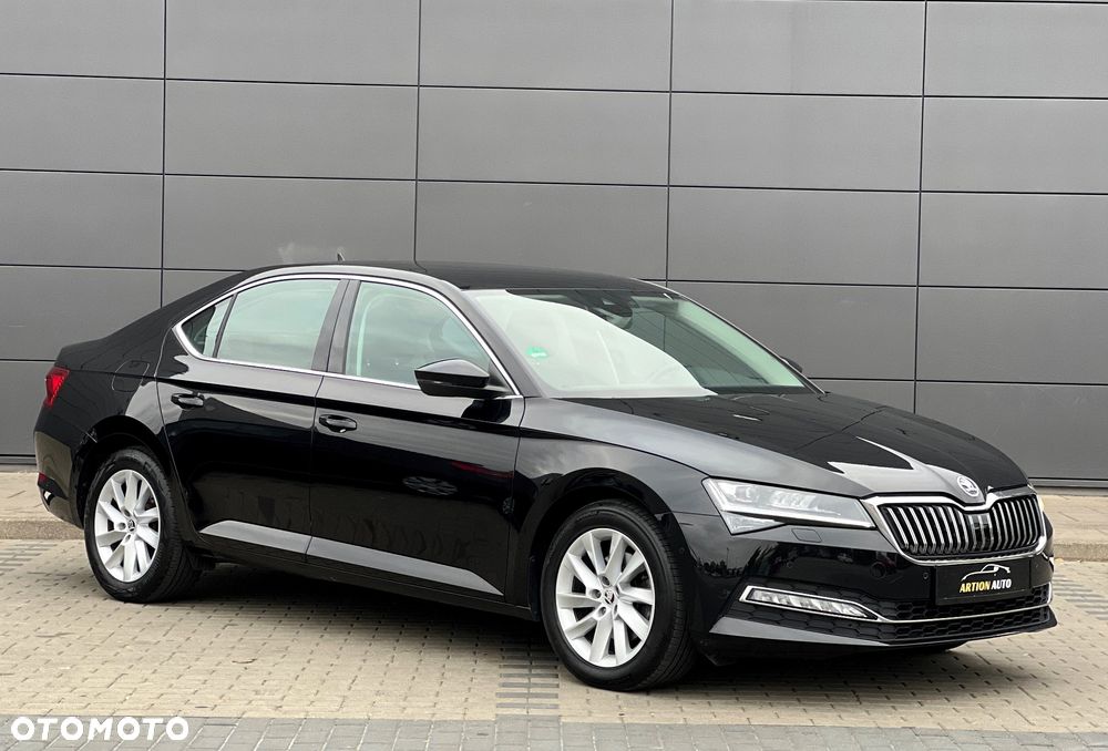 Skoda Superb 2.0 TDI DSG Premium Edition - 8