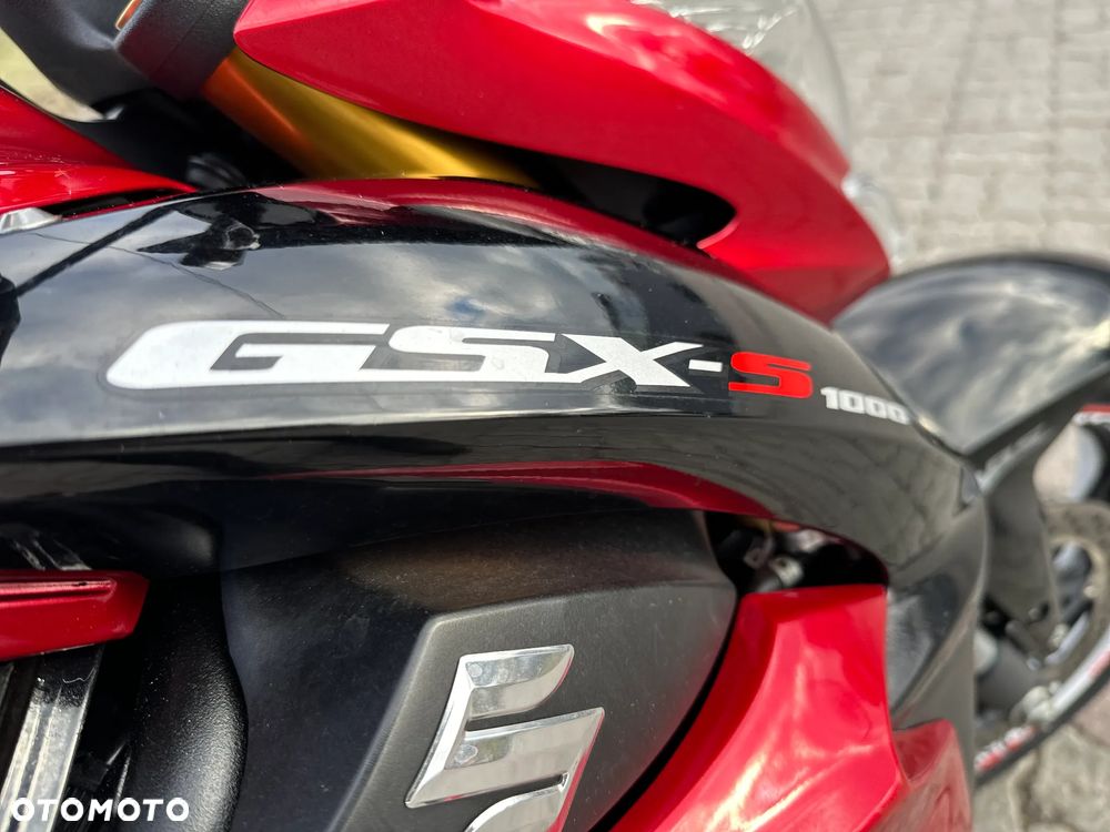 Suzuki GSX 1000 - 18