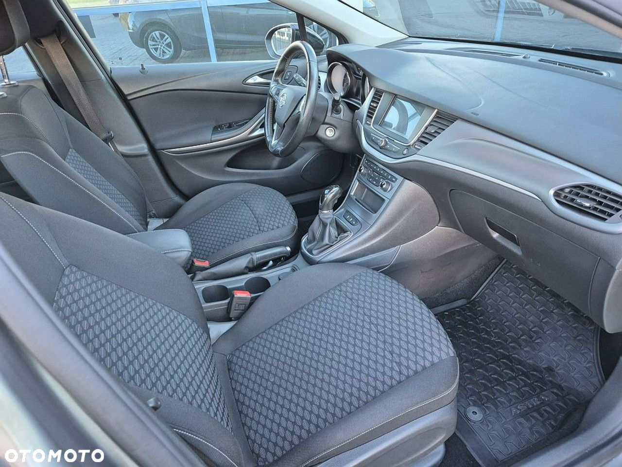 Opel Astra V 1.2 T Edition S&S - 7
