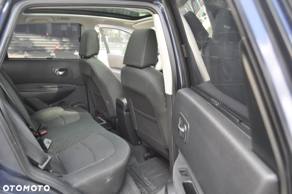 Nissan Qashqai 2.0 dCi 4 x 4 DPF I-Way - 10