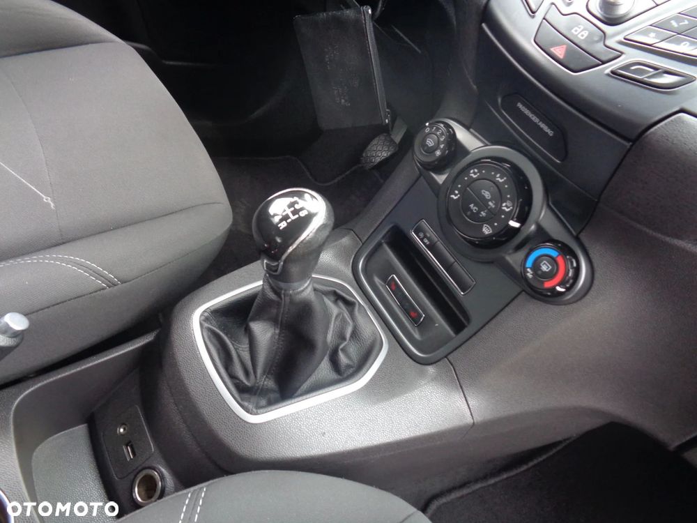 Ford Fiesta - 7