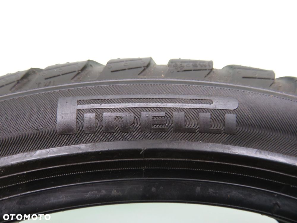 2X 215/40R18 OPONY ZIMOWE Pirelli Sottozero 3 89V XL - 2