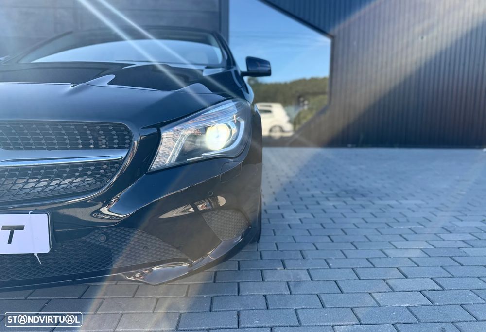 Mercedes-Benz CLA 180 d Shooting Brake Urban - 8