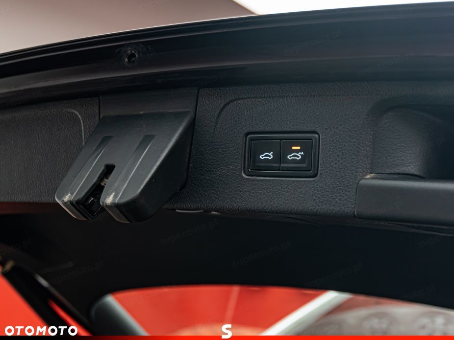 Volkswagen Passat 2.0 TDI BMT Highline - 29