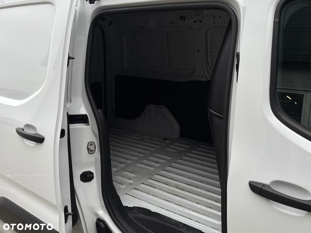 Peugeot partner 1.5BlueHDi 102KM Long - 24