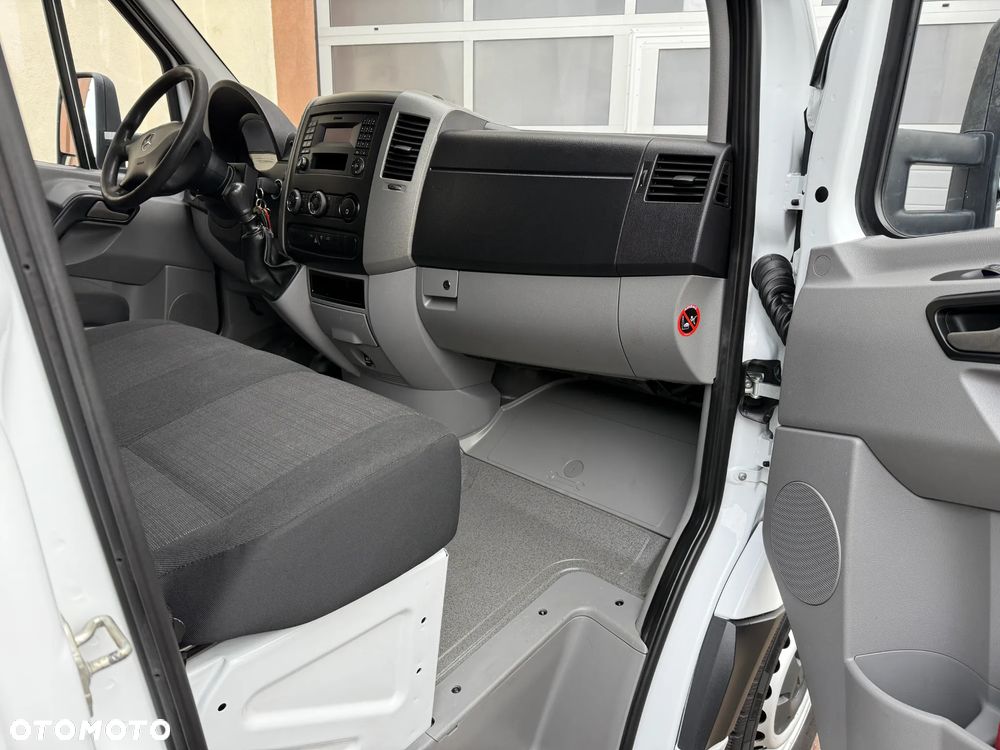 Mercedes-Benz Sprinter Doka Brygadówka  HDS - 25