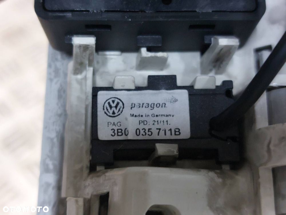 LAMPKA PODSUFITKI VOLKSWAGEN GOLF VI 1K0947291H 1K0947105P 3B0035711B - 5
