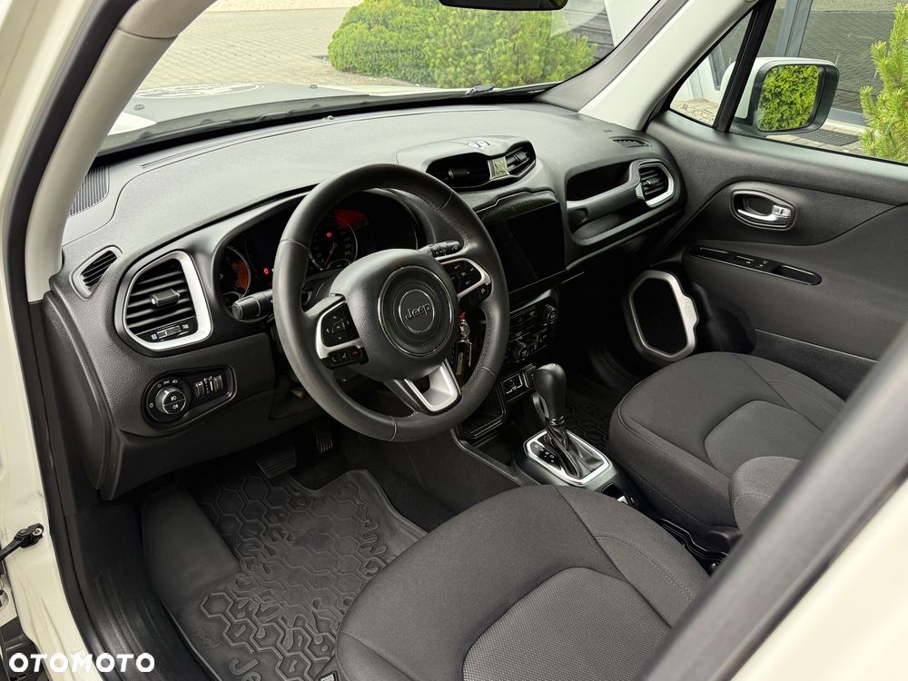 Jeep Renegade - 11