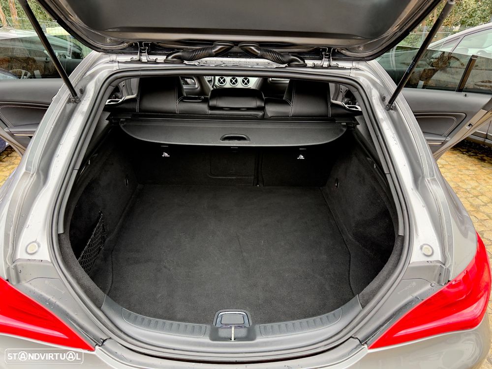 Mercedes-Benz CLA 200 d Shooting Brake Urban - 36