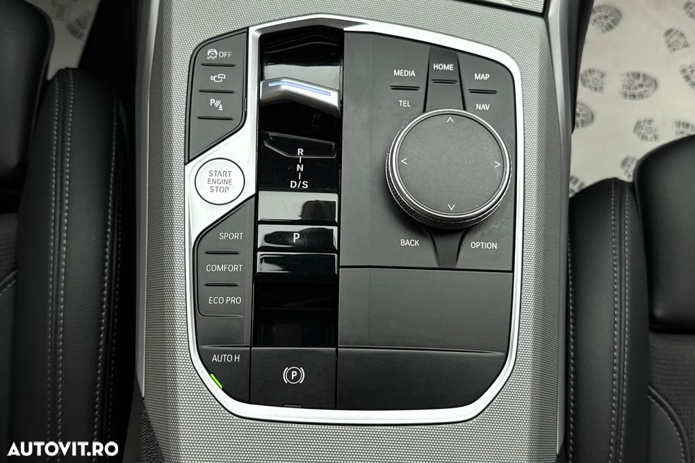 BMW Seria 3 320d xDrive AT Sport Line - 13