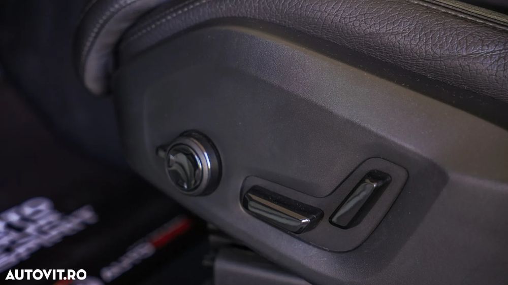 Volvo XC 60 D4 AWD Inscription - 25