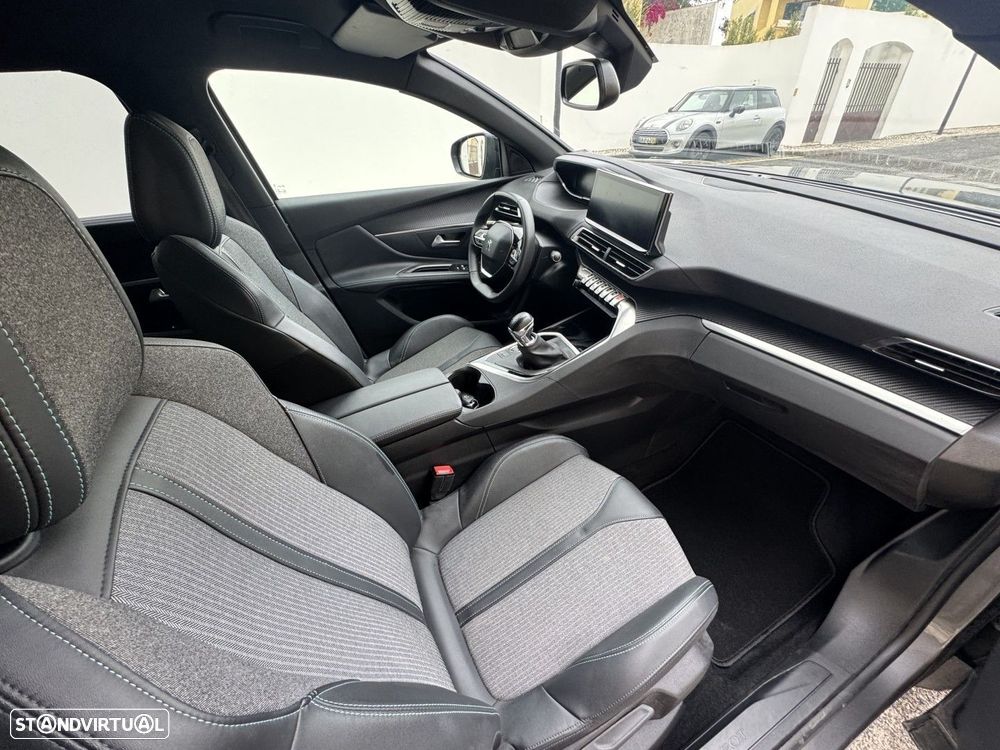 Peugeot 5008 1.2 PureTech Allure Pack - 47