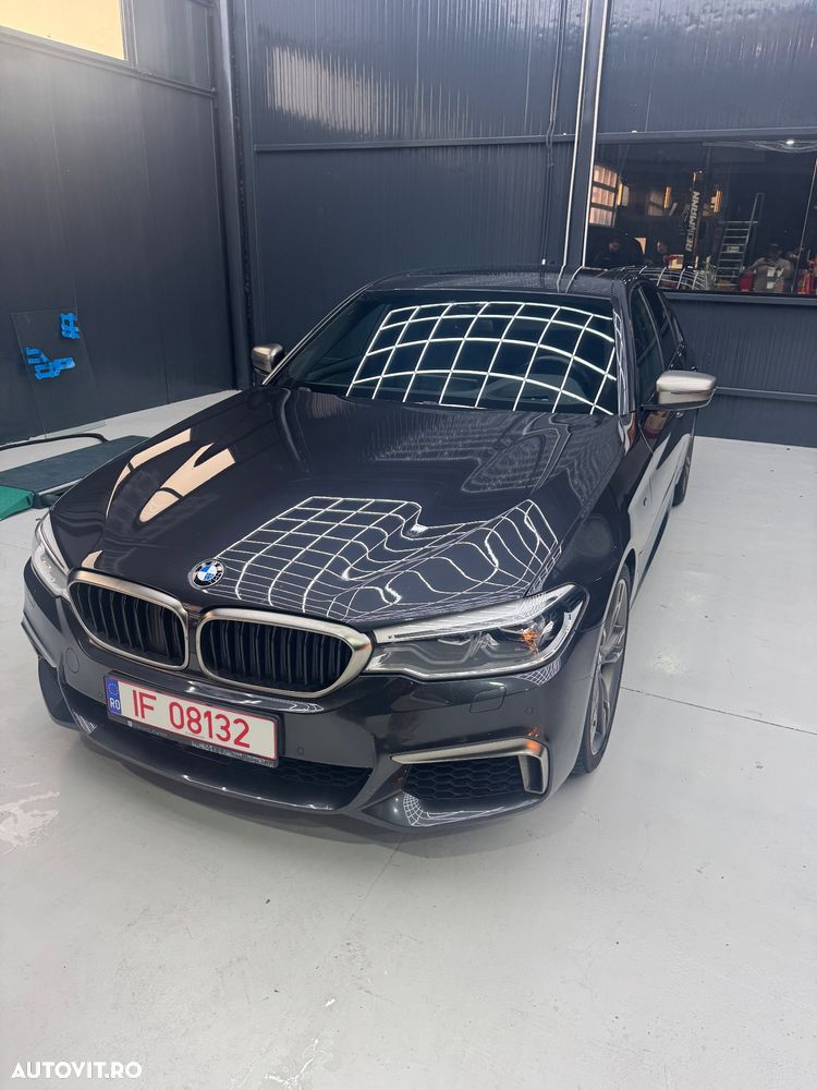 BMW Seria 5 550i xDrive Aut. - 9