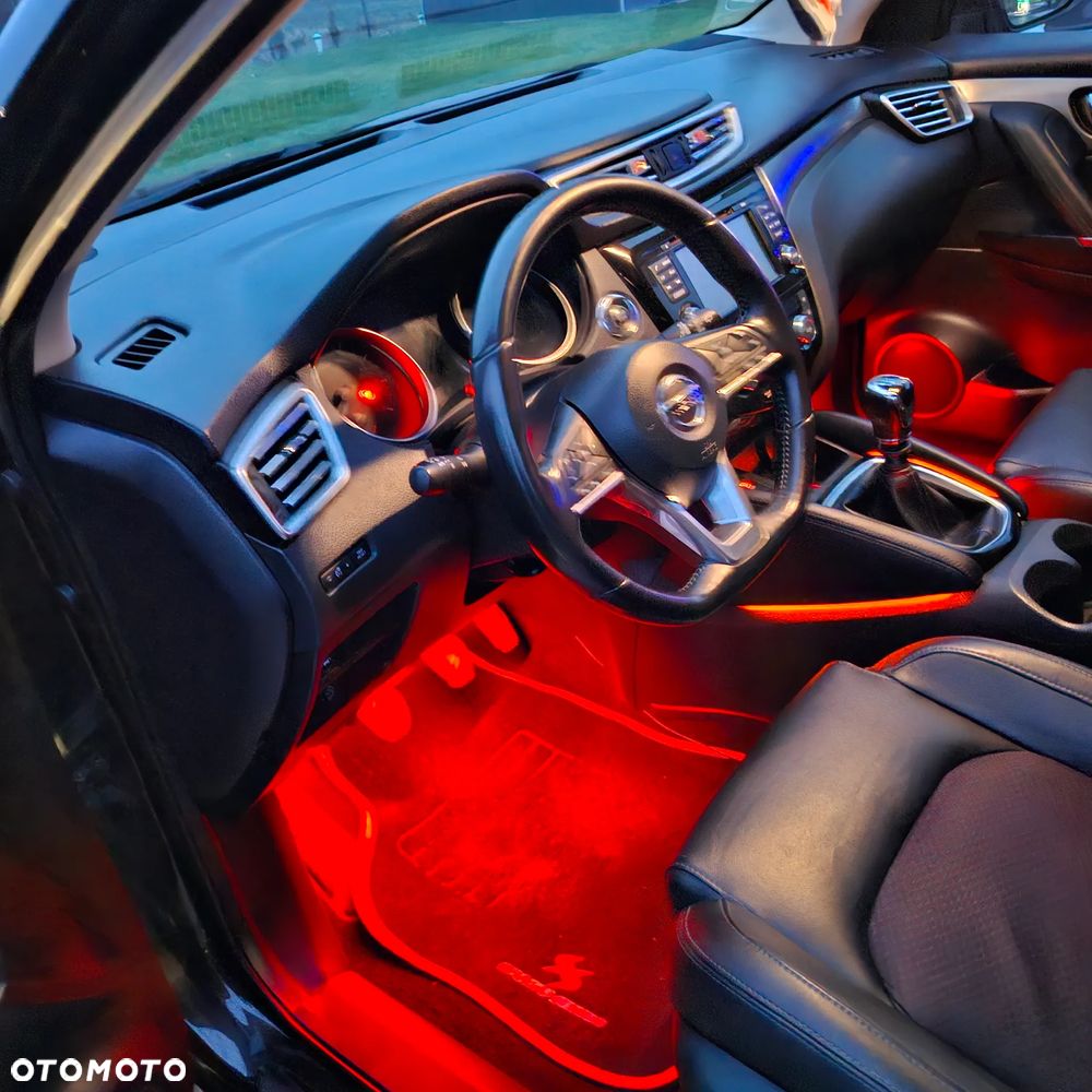 Nissan Qashqai 1.6 DIG-T N-Connecta - 3