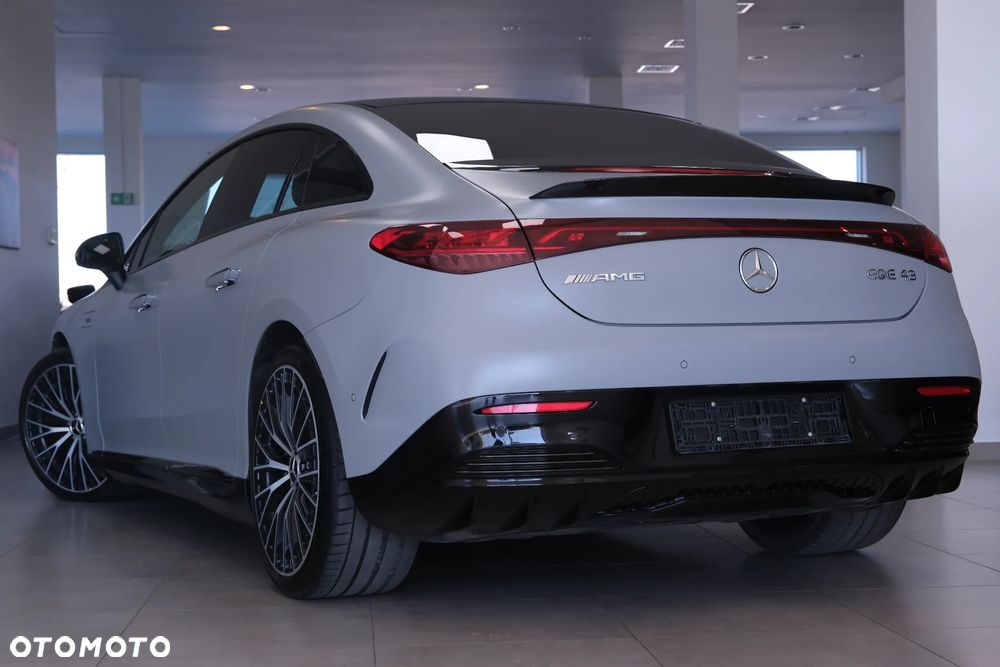 Mercedes-Benz EQE AMG 43 4Matic AMG Premium - 9