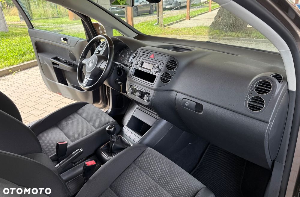 Volkswagen Golf Plus 1.6 TDI DPF Highline - 17