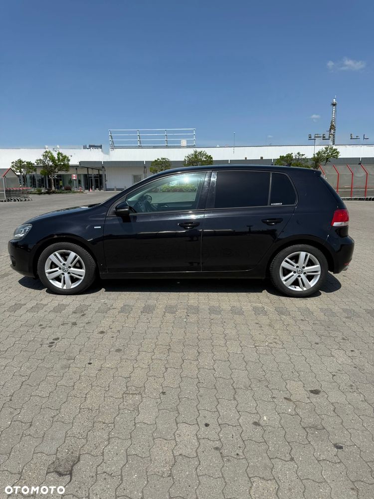 Volkswagen Golf 2.0 TDI Highline - 13